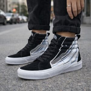Vans Sk8-Hi Bolt Black Chrome Flash Lightning High Tops Men’s 8.5 Women’s 10 NWT